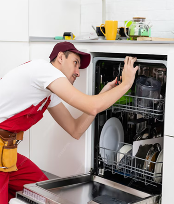 experienced appliance technician in Austin ensuring expert repair and accurate diagnostics. Experienced Appliance Repair Technician