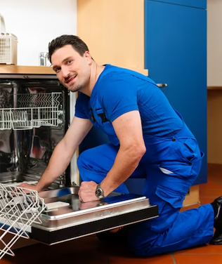 Skilled appliance technician in Austin providing fast, efficient small appliance repairs. Small appliance repair