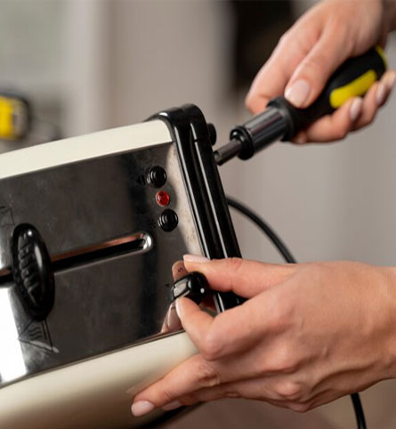 Our Skilled Technician in Cypress Fixing Microwave Issues Quickly Common Microwave Problems