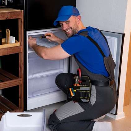 Trust our expert technician to fix your commercial refrigerator promptly and effectively, ensuring minimal downtime for your business. Commercial Refrigerator Repair Expert