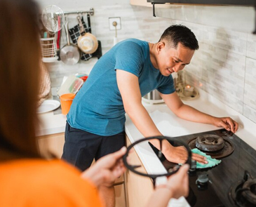Convenient home services address gas stove concerns promptly, prioritizing safety and customer satisfaction. Gas Stove Services